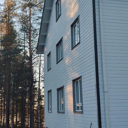 Royal Reindeer Lakeside Apartments 로바니에미 외부 사진