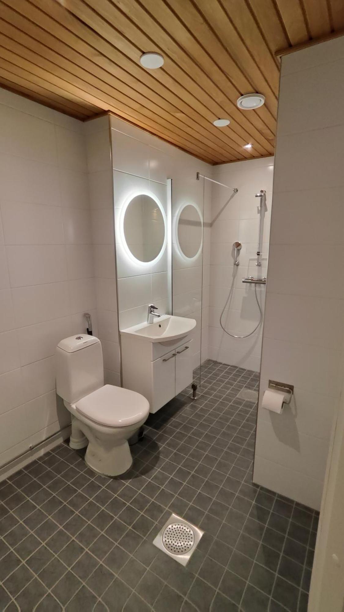 Royal Reindeer Lakeside Apartments 로바니에미 외부 사진
